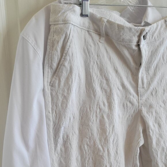 Simply Vera Wang Textured Denim White Capris 16 - Picture 6 of 8